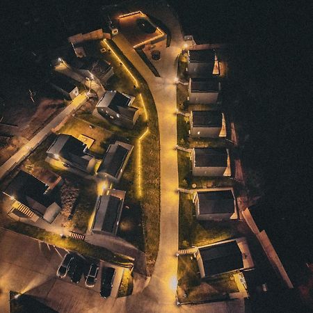 Moon Village Comarnic 시나이아 외부 사진