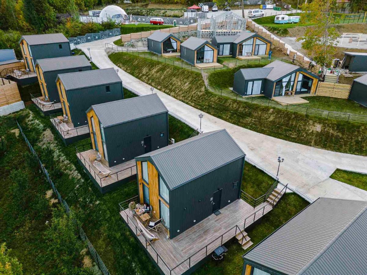Moon Village Comarnic 시나이아 외부 사진